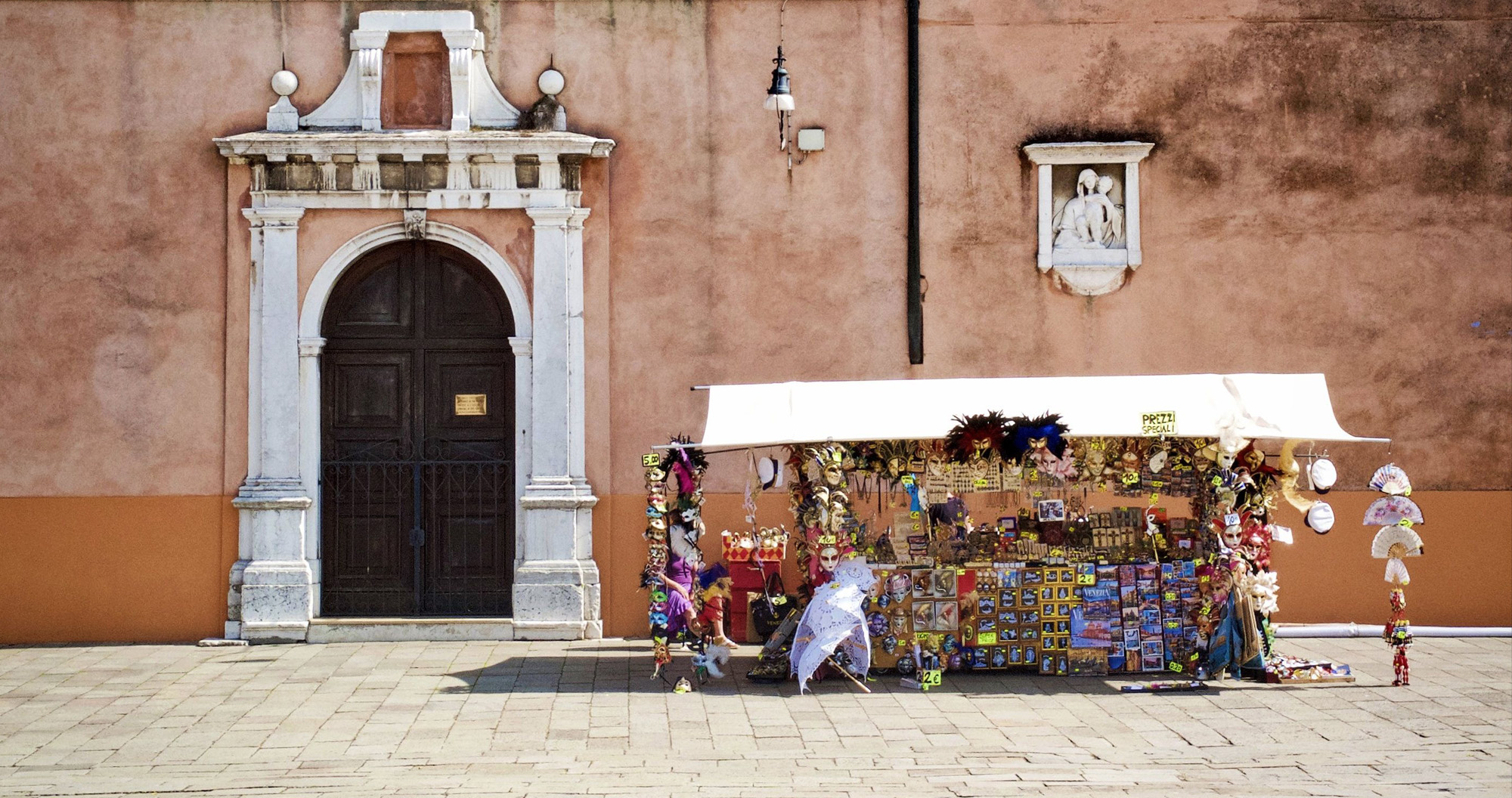 Souvenir shop